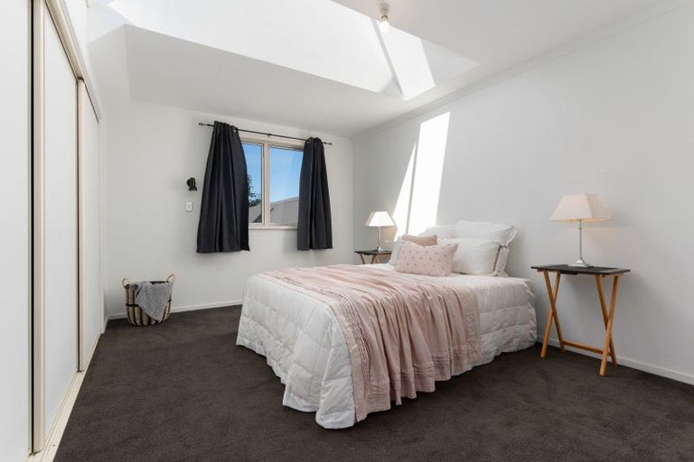 Photo of property in 39 Beauford Place, Parklands, Christchurch, 8083