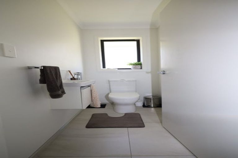 Photo of property in 10 Herring Place, Omokoroa, 3114