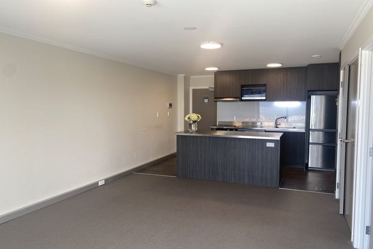 Photo of property in Frame Apartments, 904/111 Molesworth Street, Thorndon, Wellington, 6011