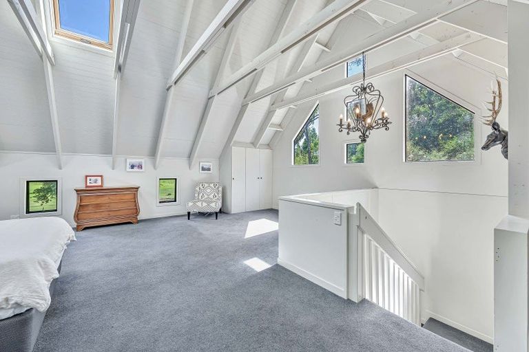 Photo of property in 377 Clevedon Kawakawa Road, Clevedon, Papakura, 2585