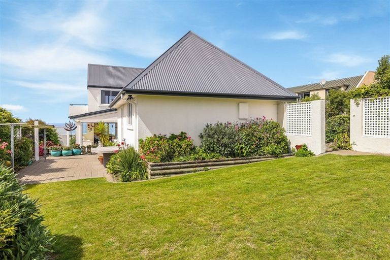 Photo of property in 9 Dunkeld Lane, Redcliffs, Christchurch, 8081