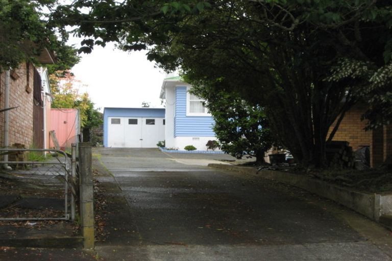 Photo of property in 22 Rosehill Drive, Rosehill, Papakura, 2113