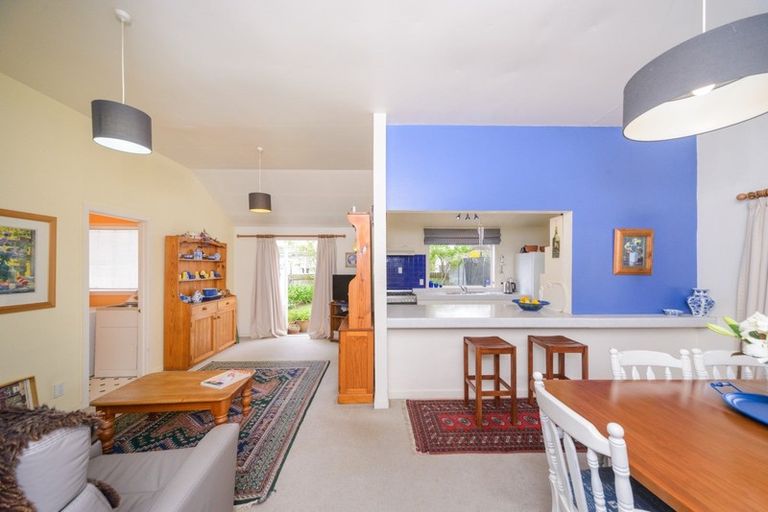 Photo of property in 24 Ranfurly Street, Hokowhitu, Palmerston North, 4410