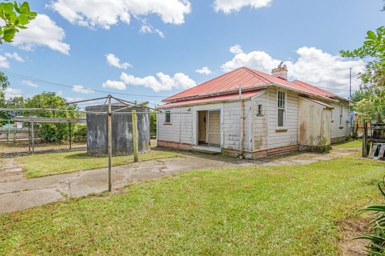 Photo of property in 27 Tokomaru Road, Tokomaru, Palmerston North, 4474