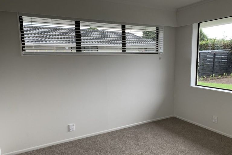 Photo of property in 16b Awatea Avenue, Paraparaumu, 5032