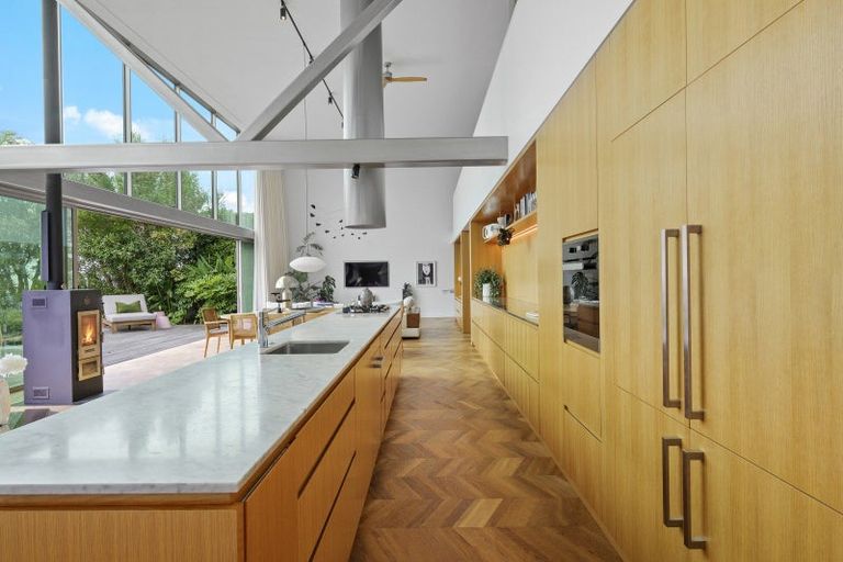 Photo of property in 67 Whaka Terrace, Huntsbury, Christchurch, 8022