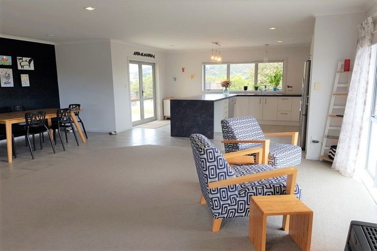 Photo of property in 1229 Moonshine Road, Judgeford, Porirua, 5381