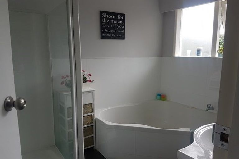 Photo of property in 79 Te Awe Awe Street, Hokowhitu, Palmerston North, 4410