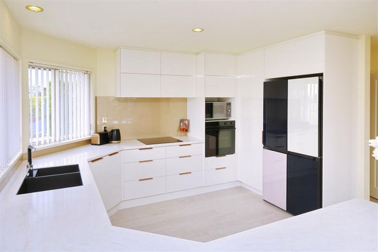 Photo of property in 10 Courtenay Drive, Kaiapoi, 7630