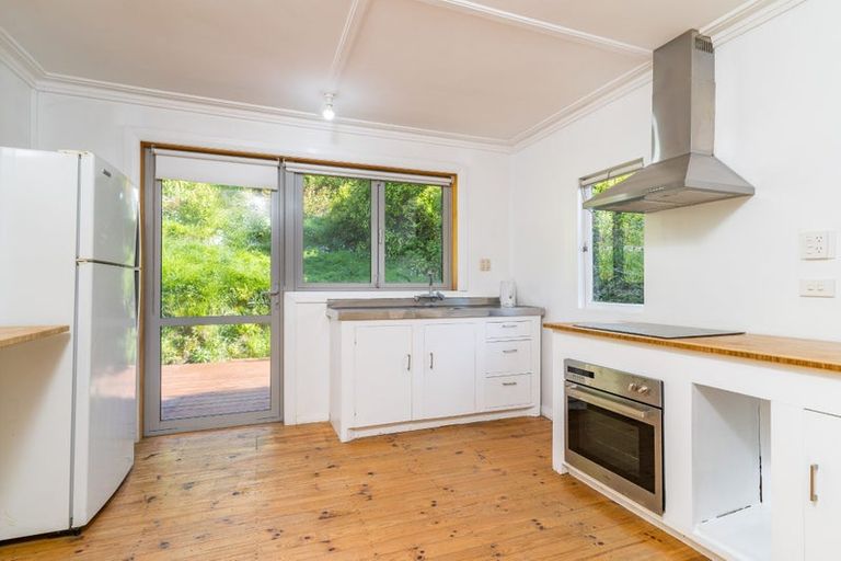Photo of property in 30 Seaview Terrace, Kew, Dunedin, 9012