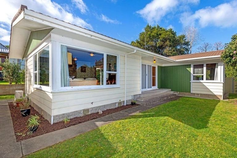 Photo of property in 43 Einstein Street, Outer Kaiti, Gisborne, 4010
