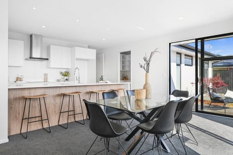 Photo of property in 27 Comer Street, Halswell, Christchurch, 8025