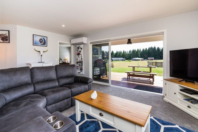 Photo of property in 5/500 Kinloch Road, Kinloch, Taupo, 3377