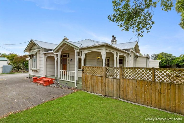 Photo of property in 92 Wood Street, Takaro, Palmerston North, 4410