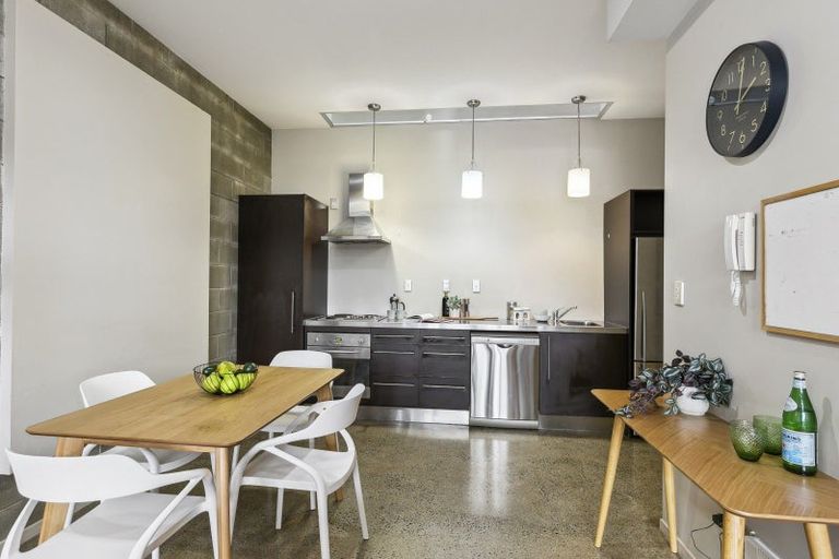 Photo of property in 16/185 Tasman Street, Mount Cook, Wellington, 6021