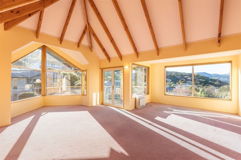 Photo of property in 11 Kaikomako Place, Cass Bay, Lyttelton, 8082