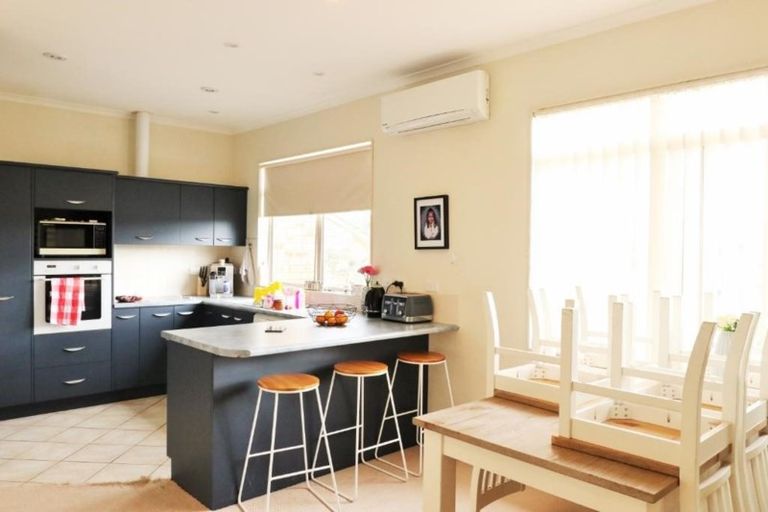 Photo of property in 18a Philson Terrace, Browns Bay, Auckland, 0630