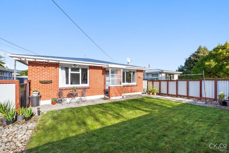 Photo of property in 1/5 Hall Grove, Ebdentown, Upper Hutt, 5018