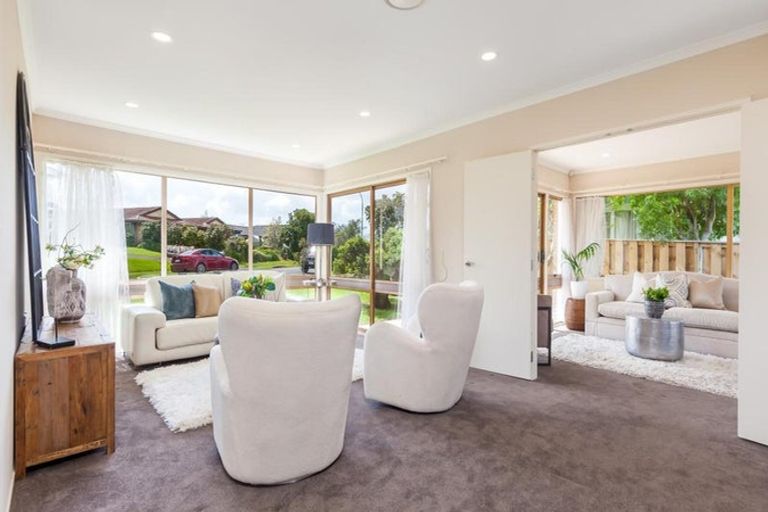 Photo of property in 3 Serrita Avenue, Sunnyhills, Auckland, 2010