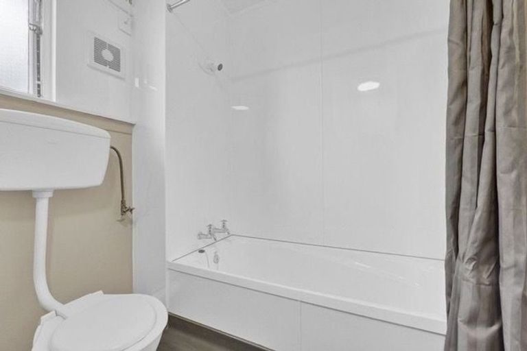 Photo of property in 24b Morley Street, Bryndwr, Christchurch, 8053