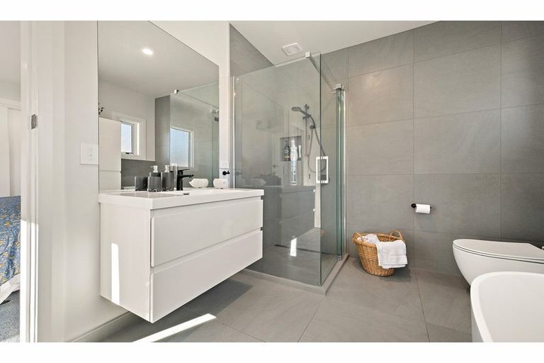 Photo of property in 274 Riverlaw Terrace, Saint Martins, Christchurch, 8022