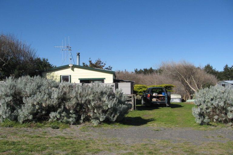 Photo of property in 80 Himatangi Street, Himatangi Beach, Foxton, 4891