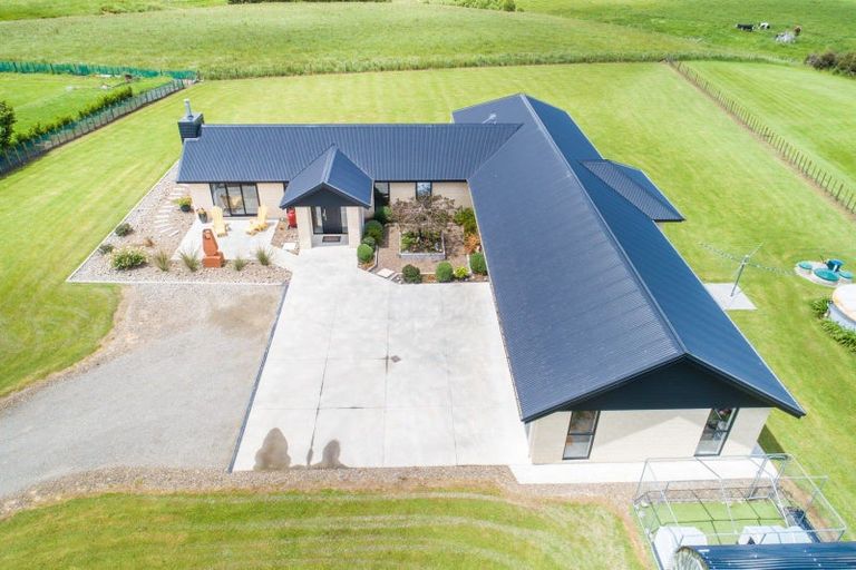 Photo of property in 248g Watershed Road, Bunnythorpe, Palmerston North, 4470