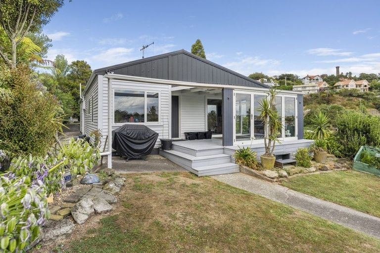 Photo of property in 67a Anzac Parade, Durie Hill, Whanganui, 4500