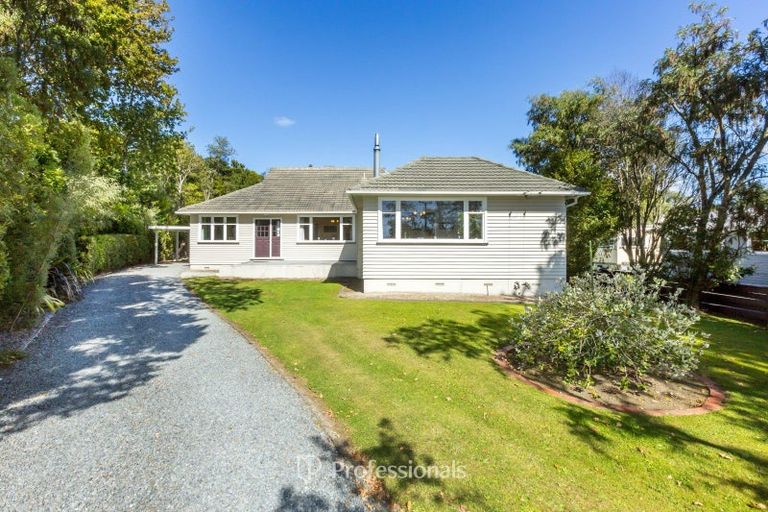Photo of property in 58 Heretaunga Square, Silverstream, Upper Hutt, 5019