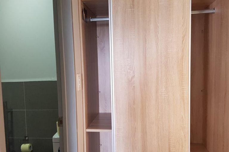 Photo of property in 14 Bruce Road, Glenfield, Auckland, 0629