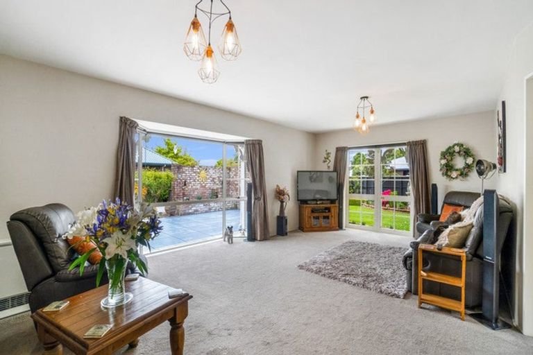 Photo of property in 14 Manahi Place, Woodend, 7610