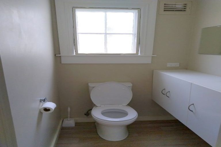 Photo of property in 9 Hastings Parade, Devonport, Auckland, 0624