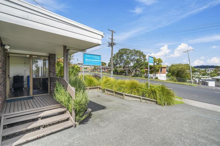 Photo of property in 73 West Coast Road, Glen Eden, Auckland, 0602