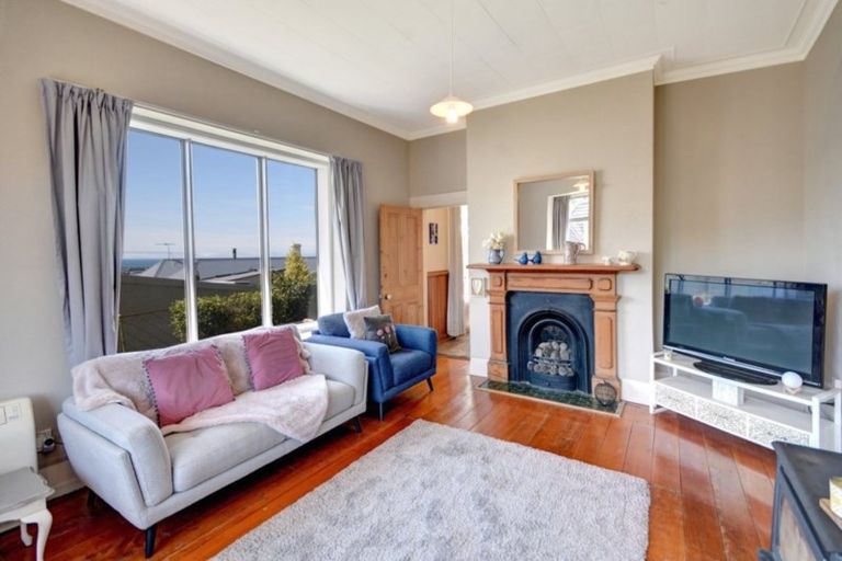 Photo of property in 4 Cook Street, Mornington, Dunedin, 9011