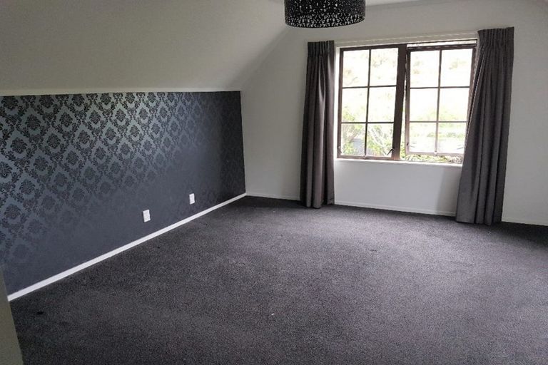 Photo of property in 32 Shackle Lane, Whitby, Porirua, 5024