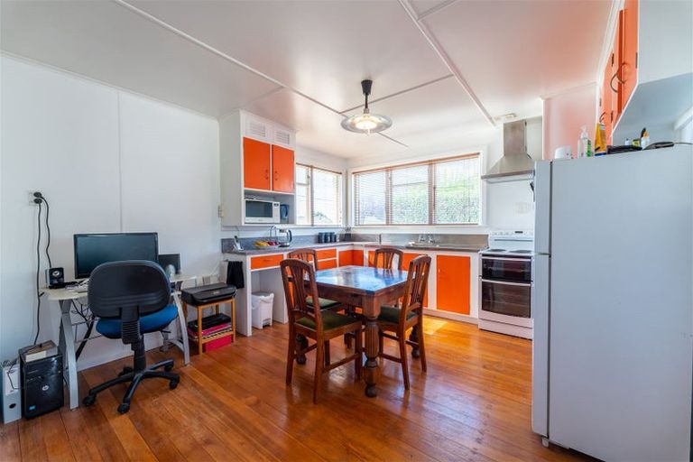 Photo of property in 1 Dacre Street, Oamaru North, Oamaru, 9400