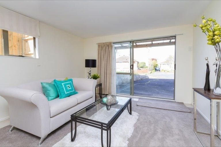 Photo of property in 5 Pooley Street, Pakuranga Heights, Auckland, 2010