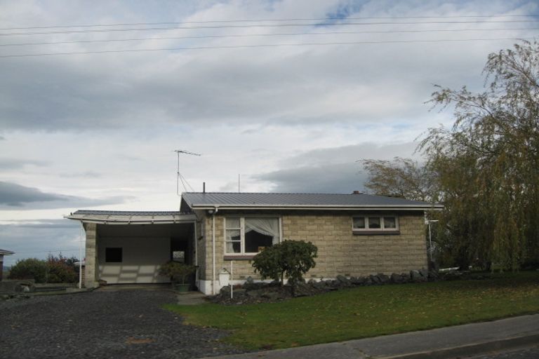 Photo of property in 22 Lowestoft Street, Balclutha, 9230