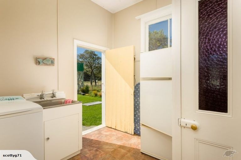 Photo of property in 20 Chorlton Road, Okains Bay, 7583