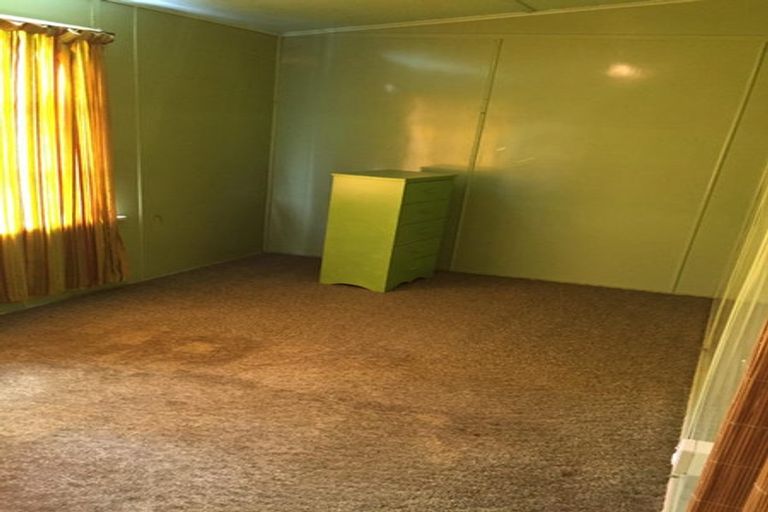 Photo of property in 32 Forest Street, Tapanui, 9522