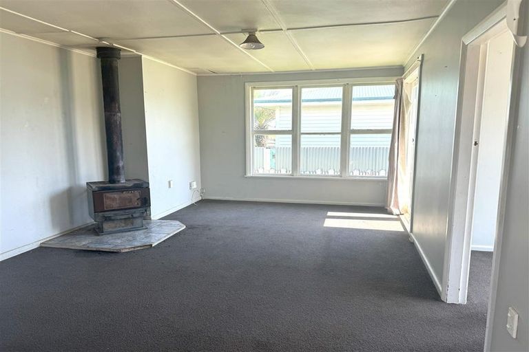 Photo of property in 3 Masters Street, Greymouth, 7805