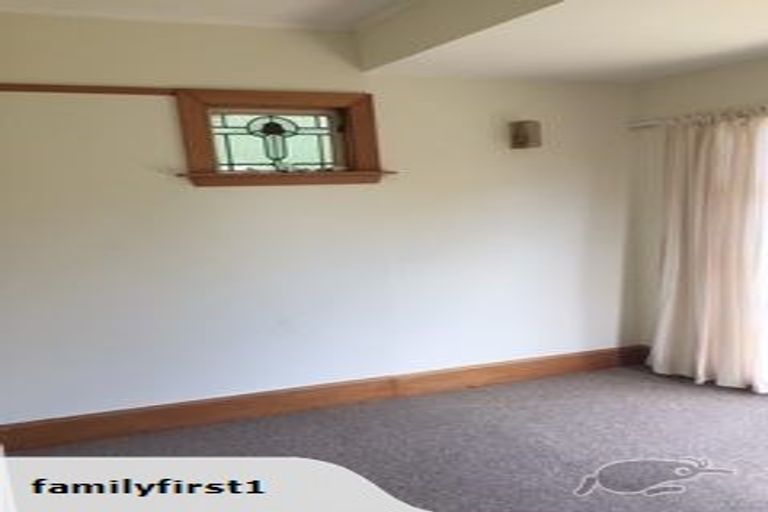 Photo of property in 105 Hinau Street, Riccarton, Christchurch, 8041