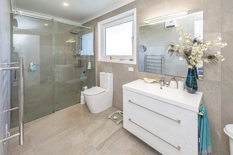 Photo of property in 12 Longbeach Drive, Castlecliff, Whanganui, 4501