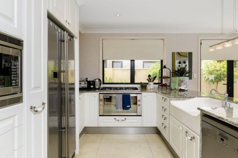 Photo of property in 35c Rita Street, Mount Maunganui, 3116