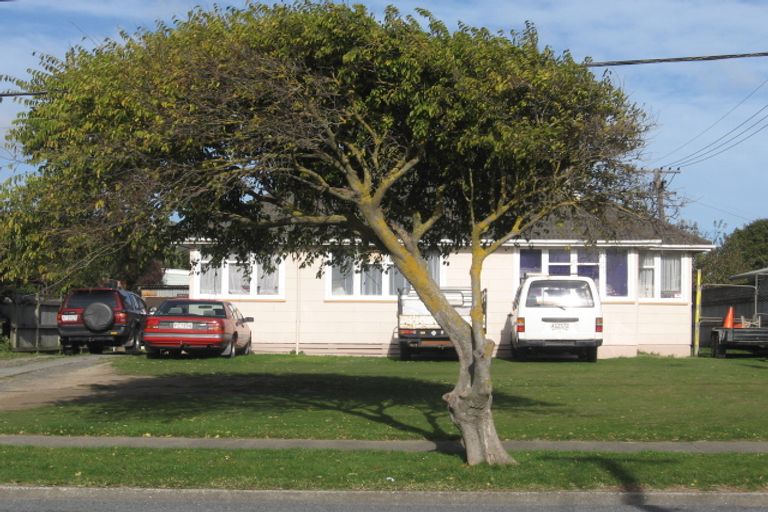 Photo of property in 4 Kowhai Street, Naenae, Lower Hutt, 5011