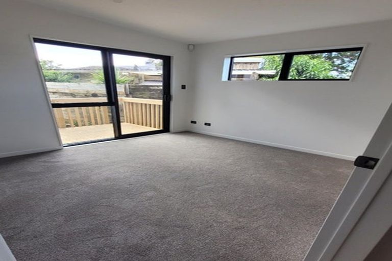 Photo of property in 10/15 Union Road, Howick, Auckland, 2014