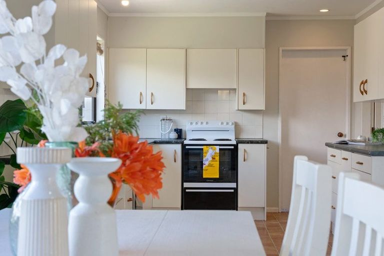 Photo of property in 25 Tobys Way, Waikanae Beach, Waikanae, 5036
