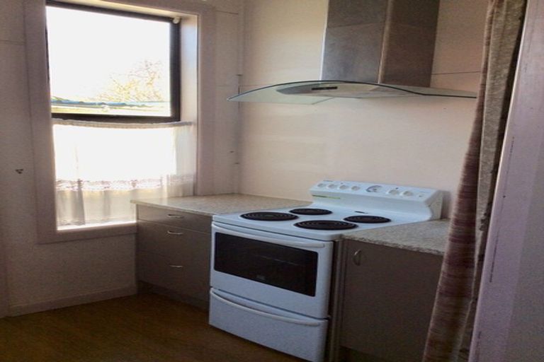 Photo of property in 165a Peverel Street, Riccarton, Christchurch, 8041