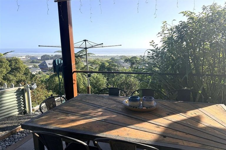 Photo of property in 7 Redwood Place, Karoro, Greymouth, 7805