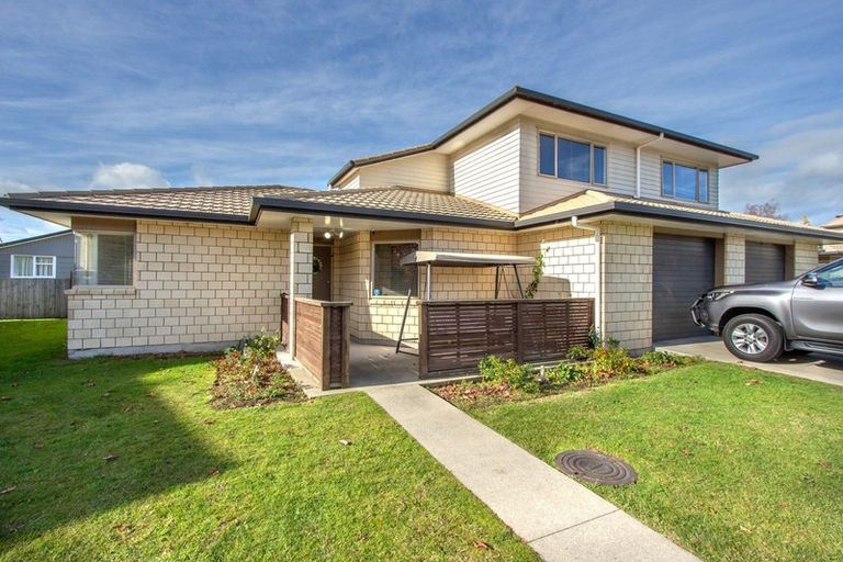 Photo of property in 6/64 Kawaha Point Road, Kawaha Point, Rotorua, 3010